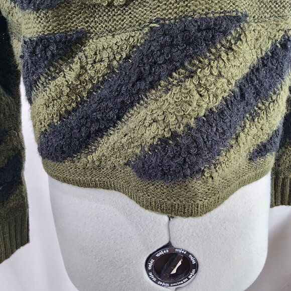 John + Jenn Chevron Pattern Sweater XS Black & Green Acrylic NWOT - Picture 5 of 16